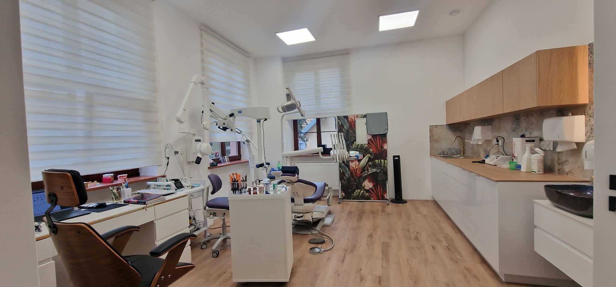 Gabinet zabiegowy — unit stomatologiczny
